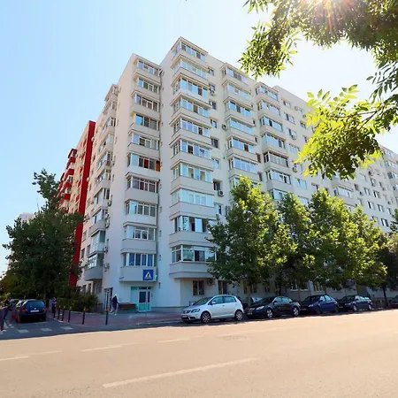 Lejlighed Luxury Olimpia In Bucharest, With Netflix App *
