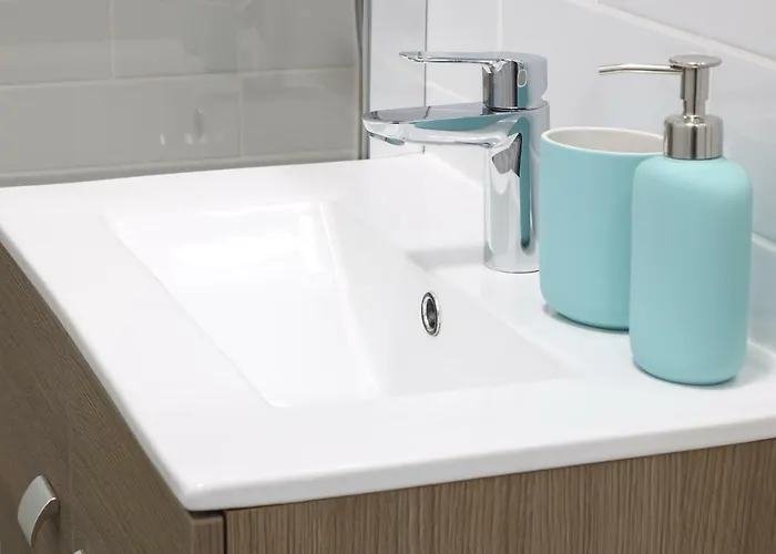 Luxury Olimpia In Bucharest, With Netflix App