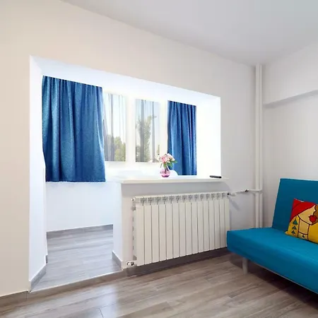 Luxury Olimpia In Bucharest, With Netflix App